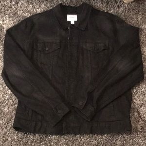 Men’s black denim jacket